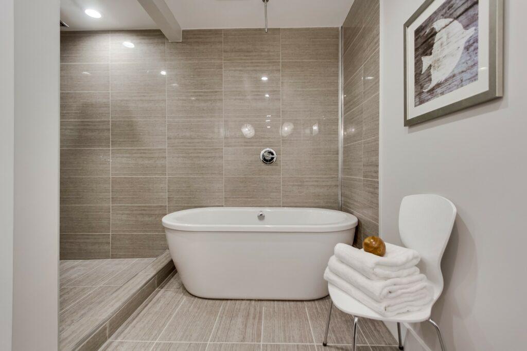 How to choose between a walkin shower vs. tub Professional and Licensed